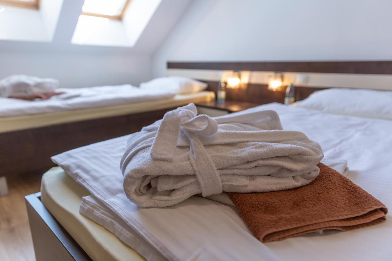Apartman Aqua Bešeňová Buitenkant foto
